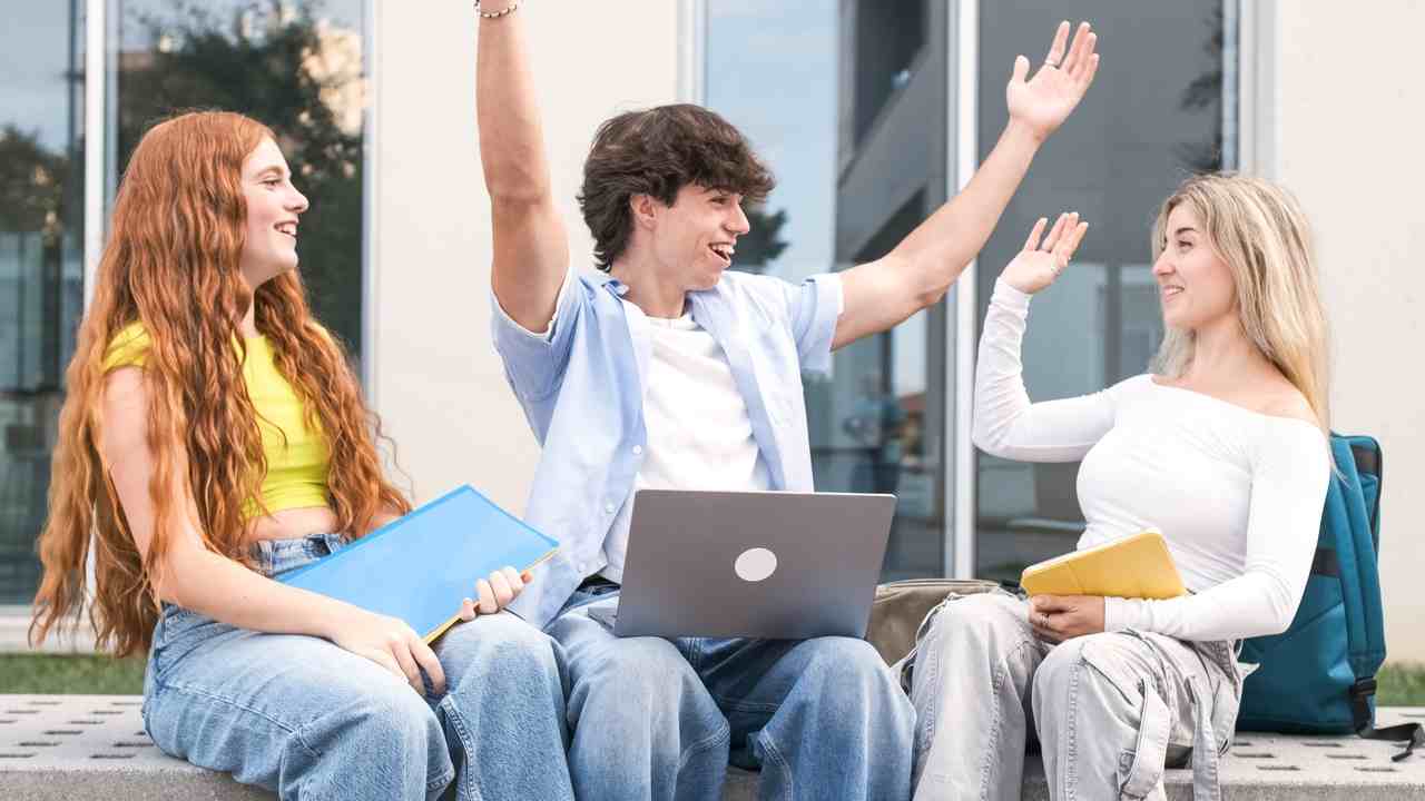 brevet-2025-les-sujets-corriges-1-compressed