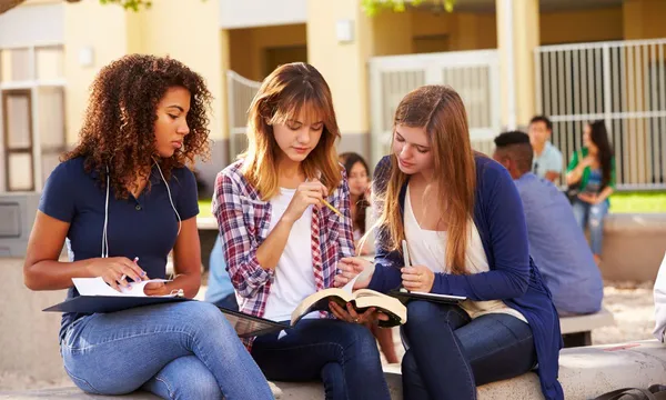 Tout savoir sur le programme HGGSP en terminale