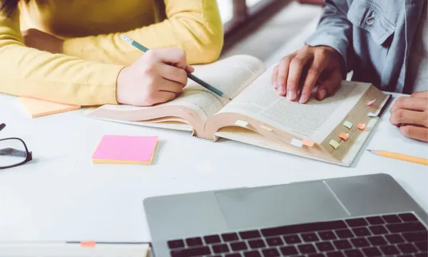 Tout savoir sur le programme HLP en terminale