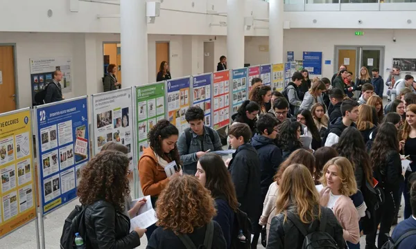 Le choix des spécialités au bac joue sur ton orientation