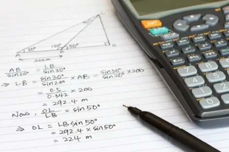 Prépare-toi avec les sujets corrigés de maths du brevet 2023