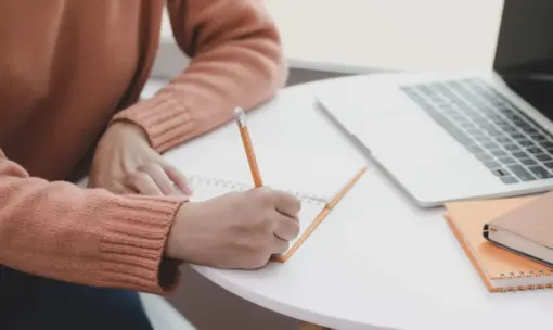 Révise avec les sujets corrigés de français du brevet 2022