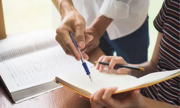 Découvre notre liste des sujets probables de français au Brevet 2025